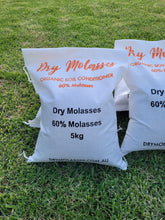 Load image into Gallery viewer, 1/2.5/5/10/20kg DRY MOLASSES Animal Feed/Garden Soil Conditioner/Contains 60% Pure Molasses
